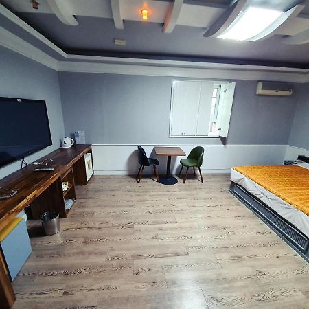 Hill Motel Gyeongju Bagian luar foto