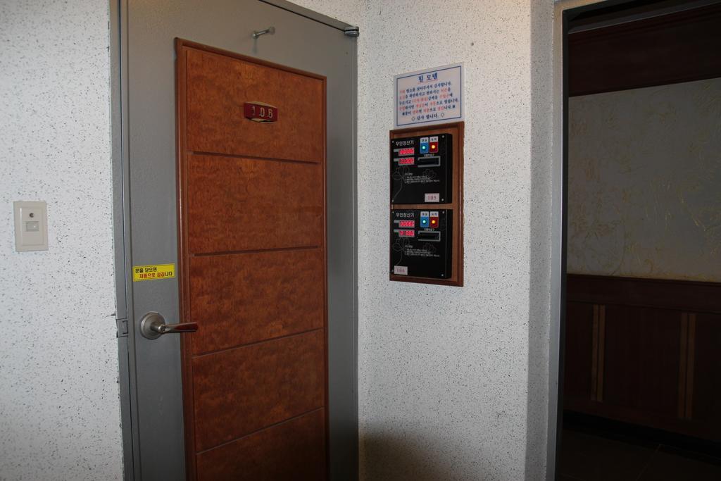 Hill Motel Gyeongju Bagian luar foto
