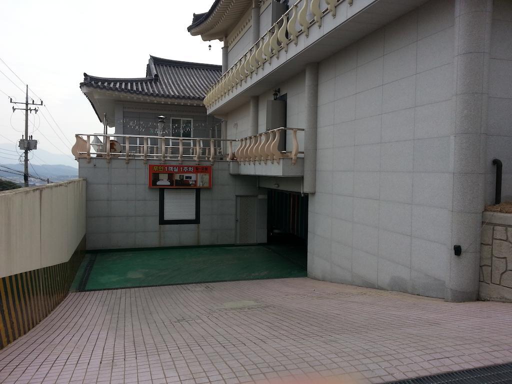 Hill Motel Gyeongju Bagian luar foto