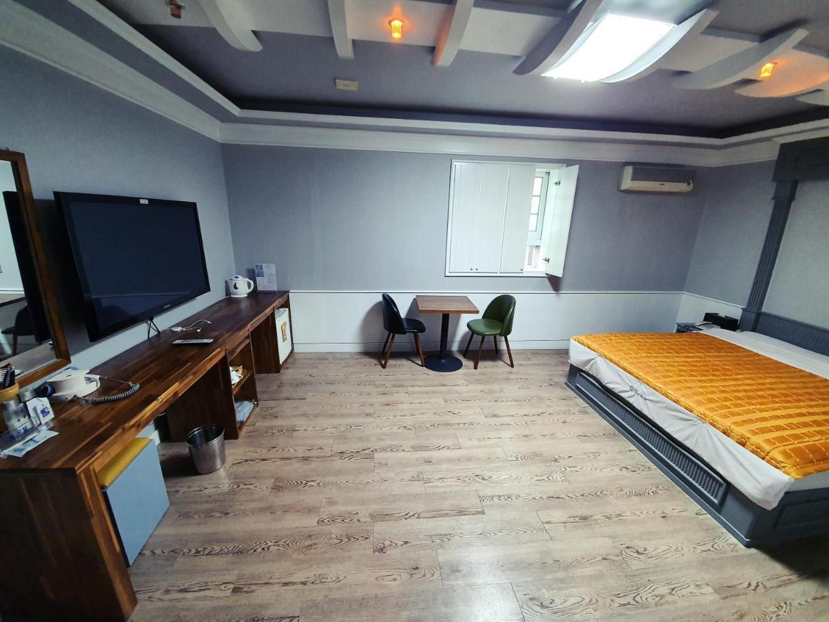 Hill Motel Gyeongju Bagian luar foto