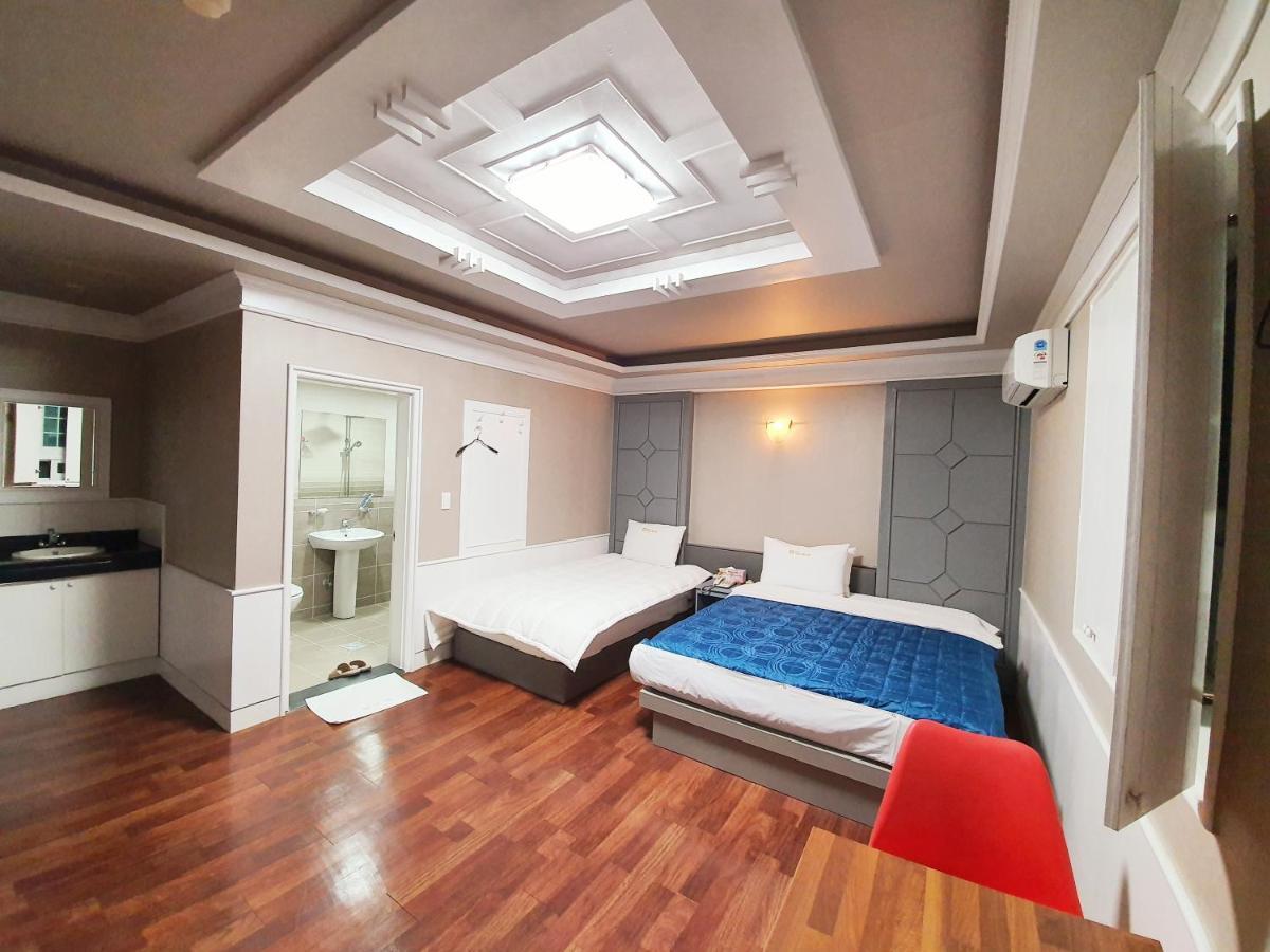 Hill Motel Gyeongju Bagian luar foto